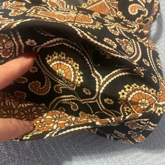 Vera Bradley Retired Crossbody Trifold Wallet - Picture 7 of 14